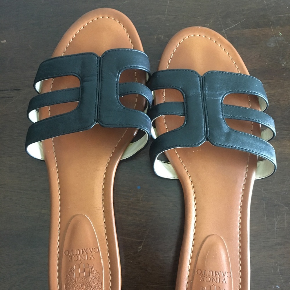 Vince Camuto slides sandals black leather